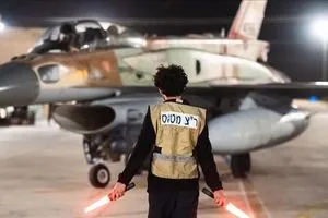 الجيش الصهيوني يهدد بهجوم على ميناء الحديدة اليمني