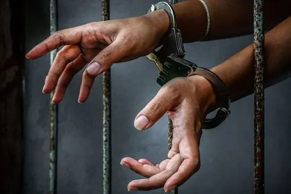 الحشد الشعبي يطيح بتاجر مخدرات بكمين محكم  في الانبار