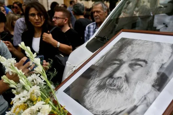 أنثى فرس النبي تحصد جائزة خالد خليفة للرواية ف