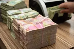 لجنة نيابية تحسم الجدل بشان حقيقة عدم تأمين رواتب الموظفين
