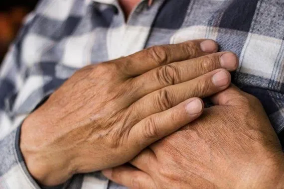 علامات يومية تدل على مشاكل في القب