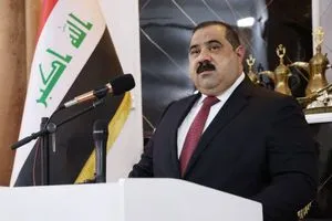 في بغداد السامرائي يؤكد أهمية التواصل المستمر مع الأهالي