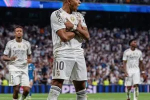 مبابي يكتب التاريخ مع ريال مدريد ويسير على خطى كريستيانو رونالدو