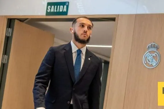 مارسيليا يصل ملعب الريال قبل اللقاء المرتقب