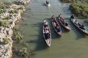 الأهوار مهددة انخفاض الإيرادات المائية يفاقم الأزمة في العراق