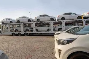 العراق يسهل إجراءات استيراد السيارات