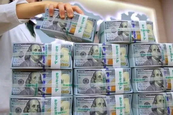 الدليمي ثروة مسؤول حكومي وقيادي في حزب الحلبوسي تتجاوز الملياري دولار