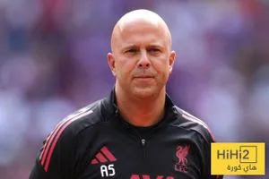 ليفربول يدرس خيار التعاقد مع مدافع جديد في يناير