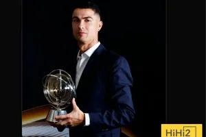 تغريدة رونالدو بعد تتويجه بجائزة برستيج غلوب