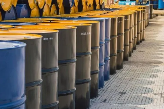 النفط يخسر أبرز عوامل الصعود الأسعار تتراجع بعد وقف حرب غزة
