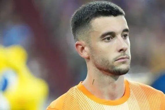 حارس إسبانيا يُعلق على الجدل حول استدعاء خوان غارسيا