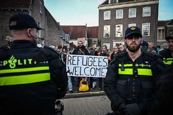 تراجع العبور غير النظامي لحدود أوروبا بنسبة 22