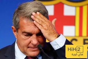 عامل رئيسي في انتقالات برشلونة مهدّد بالضياع