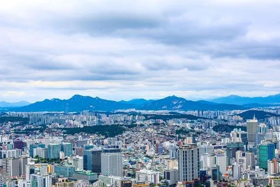 كوريا الجنوبية تعتزم بناء ملجأ محصن يكون قادرا على تحمل ضربة نووية وكالة الانباء العراقية واع