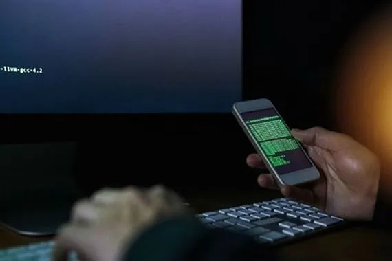 برمجية تجسس جديدة على أندرويد تنتحل تطبيقات شهيرة لخداع المستخدمين