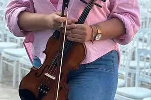 عازفة تونسية لـ الزمان الاغنية العراقية غنية بالشجن