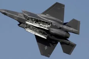 بمشاركة أكثر من 70 طائرة انطلاق مناورات الناتو النووية في هولندا شفق نيوز