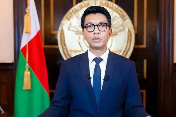 رئيس مدغشقر يؤكد نجاته ويدعو إلى الالتزام بالدستور وكالة الانباء العراقية واع