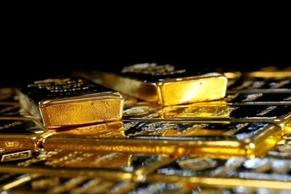 الذهب يواصل ارتفاعه القياسي مسجلاً أعلى مستوى تاريخي