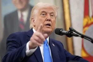 ترامب أعمل بجد لإنهاء النزاع في أوكرانيا