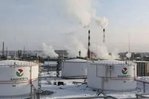 النفط يرتفع 1 بعد إعلان ترامب توقف الهند عن شراء النفط الروسي