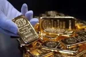 الذهب يواصل ارتفاعه التاريخي مسجلا أفضل اداء منذ 17 عاماً شفق نيوز