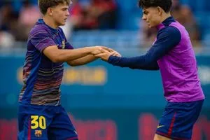 ثنائي لاماسيا المتوقع انضمامهم الى قائمة برشلونة ضد جيرونا