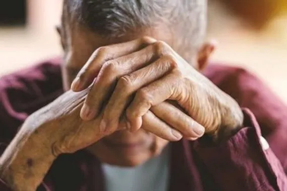 دراسة تفسر علاقة معقدة بين الأمعاء والدماغ