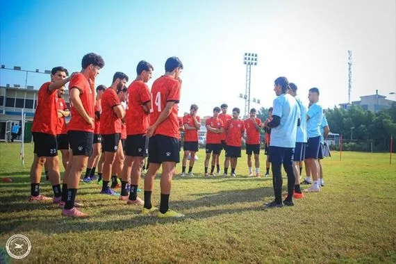 الزوراء يختتم تحضيراته في بغداد لمواجهة استقلال دوشنبة