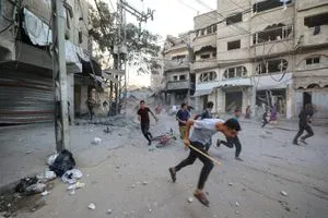 ويتكوف وكوشنر في إسرائيل ونتانياهو ألقينا 153 طن قنابل في يوم واحد