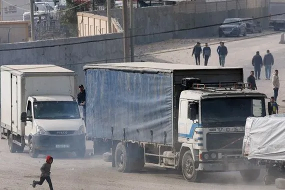 أونروا تؤكد منع الصهاينة دخول 6 آلاف شاحنة مساعدات إلى غزة