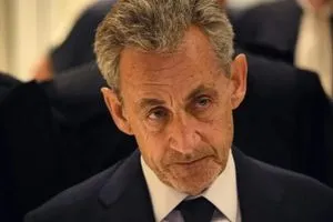 ساركوزي يواجه السجن بزنزانة انفرادية شفق نيوز