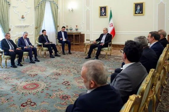بغداد تمشي على حبل دقيق قراءة في زيارة الأعرجي لإيران ومسار التوازن بين واشنطن وطهران عاجل وكالة بغداد اليوم الاخبارية