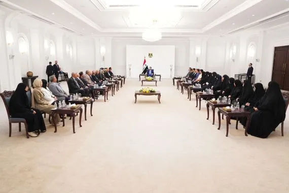 السوداني يوجه بترويج المعاملات التقاعدية لأسرى حرب الكويت