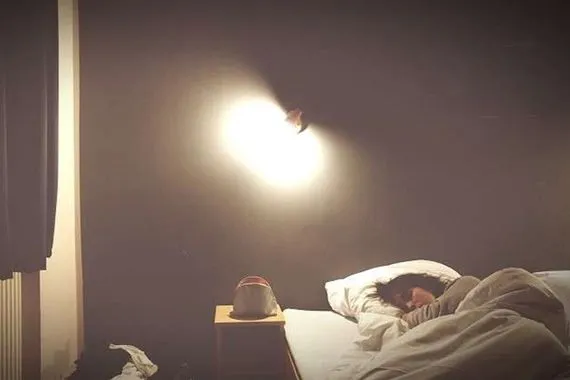 بسبب التعرض للضوء ليلاً قد تصاب بأمراض القلب الخطيرة