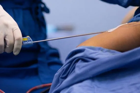نقابة الأطباء توجه بمنع تصوير ونشر أي مشاهد للمناطق الحساسة من الجسم بحجة عمليات التجميل