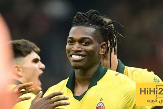 صراع قوي بين عمالقة البريميرليغ من اجل التعاقد مع نجم الميلان