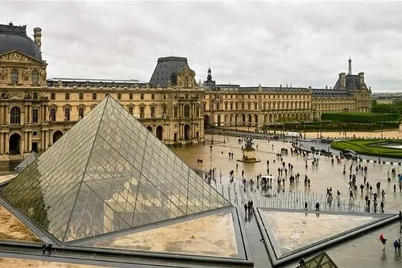 اعتقال اثنين من عصابة متحف اللوفر