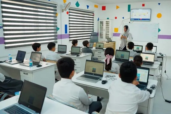 بدعم من دبي إطلاق مبادرة 10 آلاف معلم رقمي في كوردستان شفق نيوز