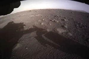 باحثون هولنديون يفسرون لغز الأخاديد المريخية بعد 25 عاماً وكالة بغداد اليوم الاخبارية