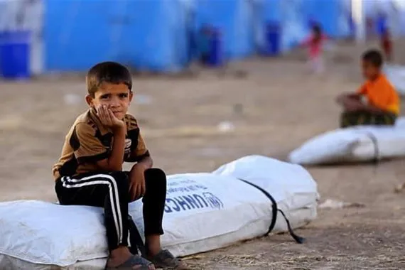 الهجرة النيابية 50 ألف أسرة نازحة تعاني من نقص الخدمات