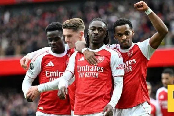 ارسنال يرفع حظوظه في التتويج بلقب الدوري الانجليزي