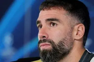 عملية جراحية عاجلة تبعد كارفاخال عن الملاعب لأشهر شفق نيوز