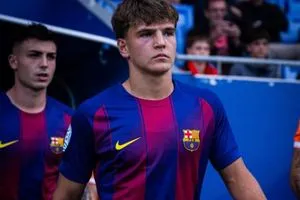 باريس سان جيرمان يريد خطف موهبة برشلونة