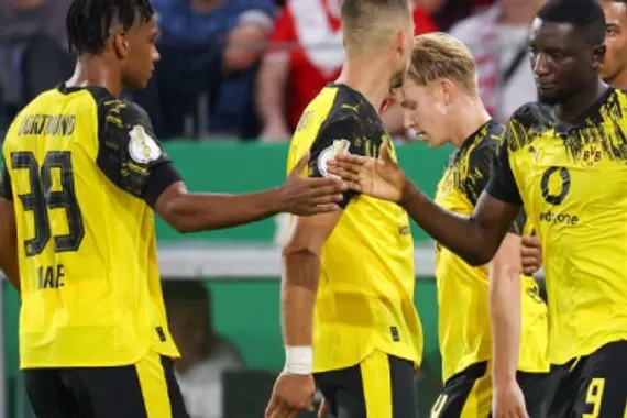 تقييم لاعبي دورتموند ضد فرانكفورت