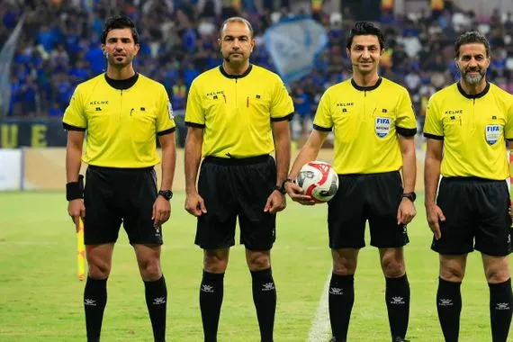 طاقم تحكيمي عراقي دولي لقيادة مباراة في دوري أبطال آسيا2 شفق نيوز