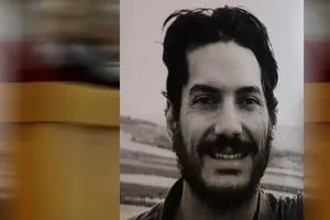 مستشاره الأسد أمر بإعدام الصحفي الأميركي أوستن تايس شفق نيوز