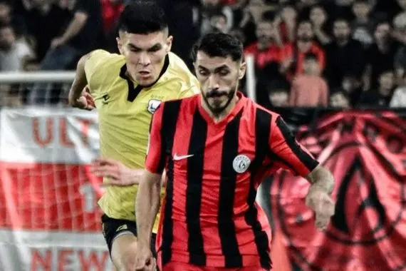 أربيل يتمسك بصدارة دوري النجوم مؤقتاً بفوز مهم على نوروز شفق نيوز