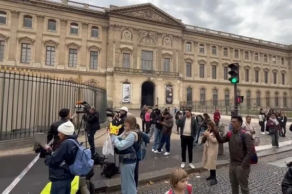 سرقة اللوفر اعترافات جزئية ومصير مجهول لمجوهرات بقيمة 88 مليون يورو