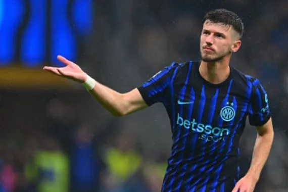 إنتر ميلان يتخطى فيورنتينا بثلاثية نظيفة